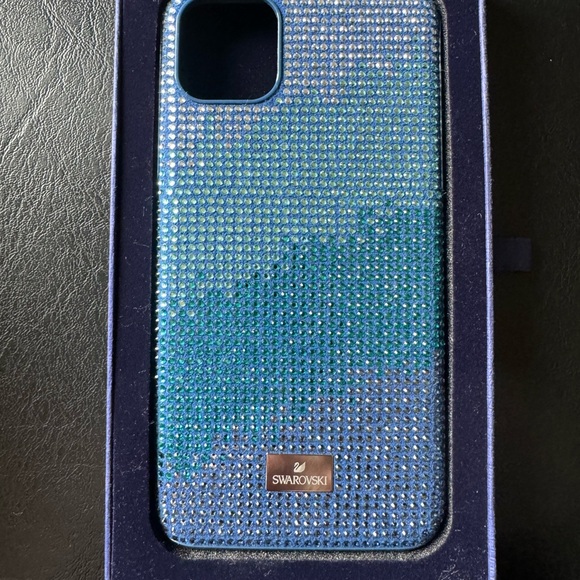 Swarovski iPhone 11 Pro Max Cases - Picture 7 of 11